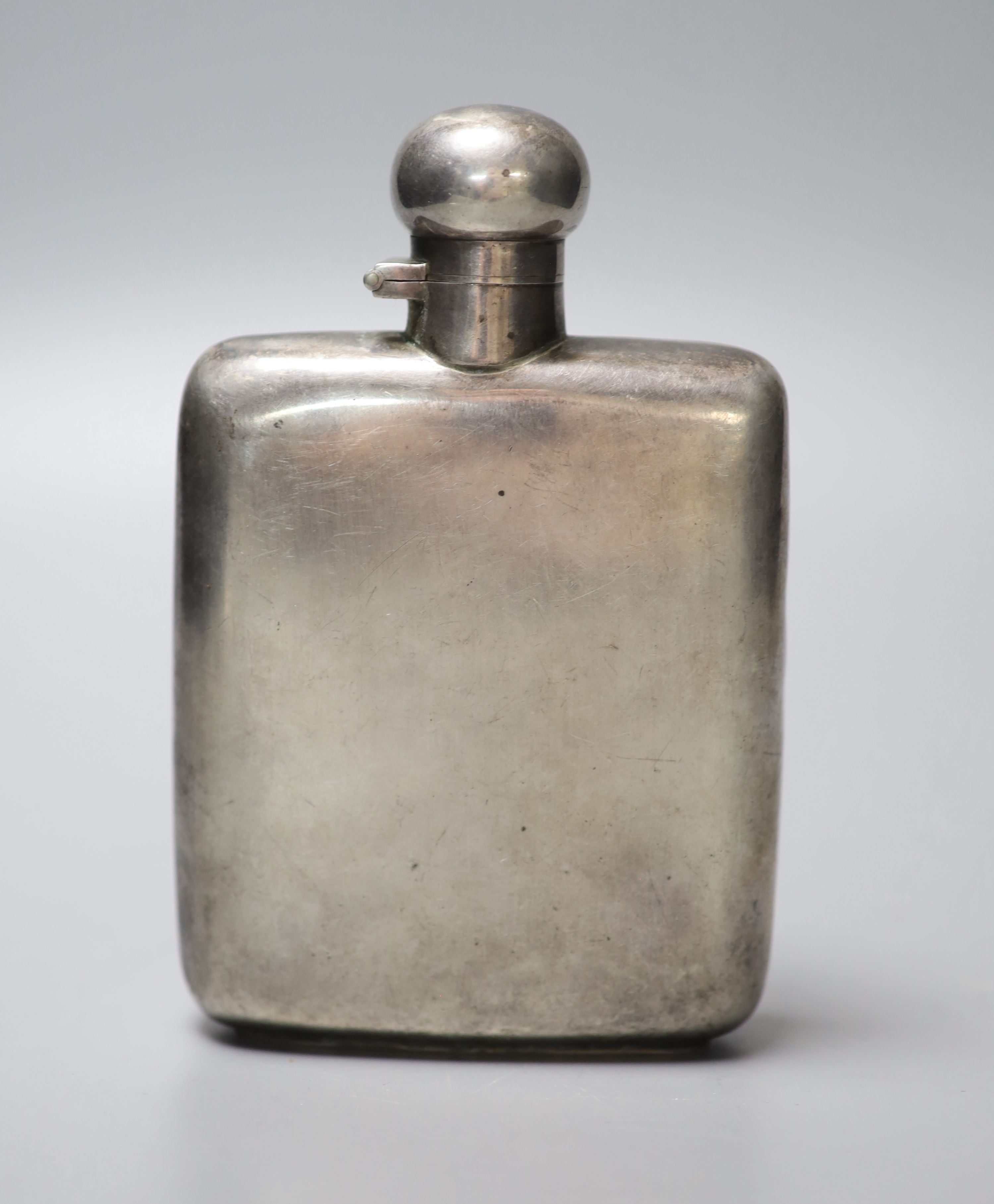 A George V silver hip flask, James Dixon & Sons, Sheffield, 1926, 14cm, 176 grams.